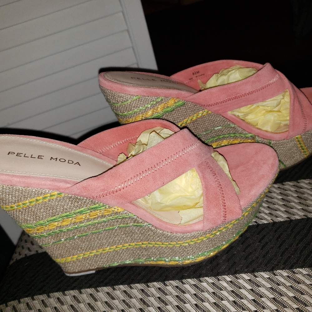 Wedge sandals